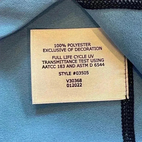 Coolibar - UV Swim Shirt for Men, Long Sleeve, Tulum Rash, Surf Blue, Size Small - Picture 6 of 13